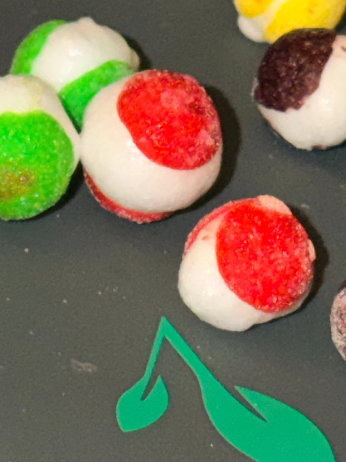 Freeze-Dried Skittles Crunch