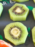 Thick-cut kiwi slices prepared for freeze-drying